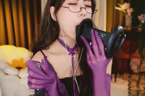 魔法书里的声音疗愈之旅，虎牙溪子cc的听觉温泉